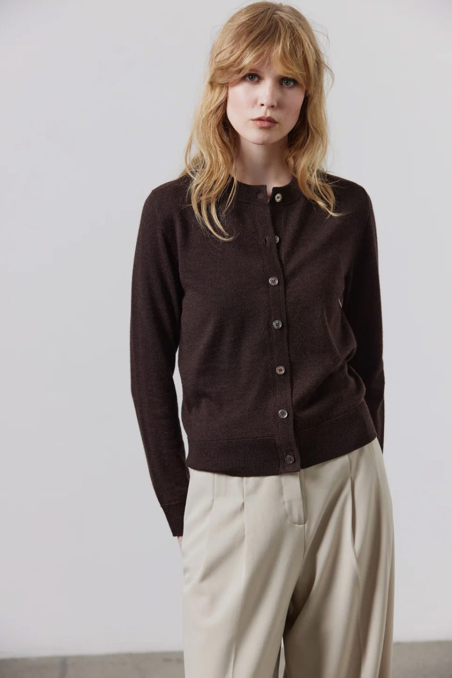 Laing Sylvia merino cash-feel cardigan in chocolate